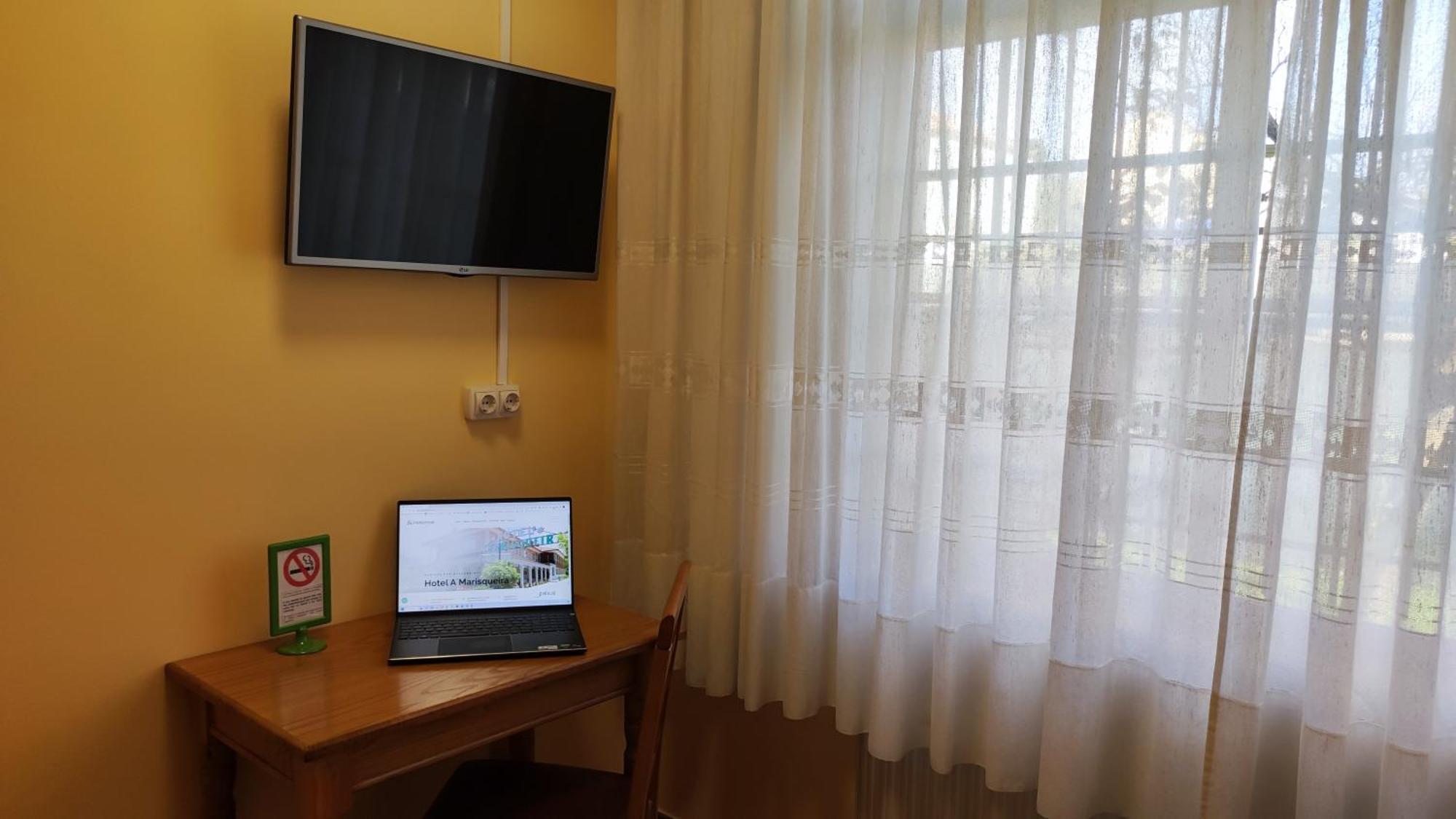 Hotel A Marisqueira I Aeropuerto A Coruna Oleiros Chambre photo